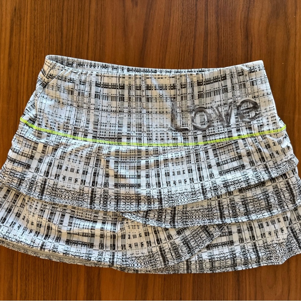 Lucky in Love Black and White Plaid Tennis Pickleball Golf Skirt Small